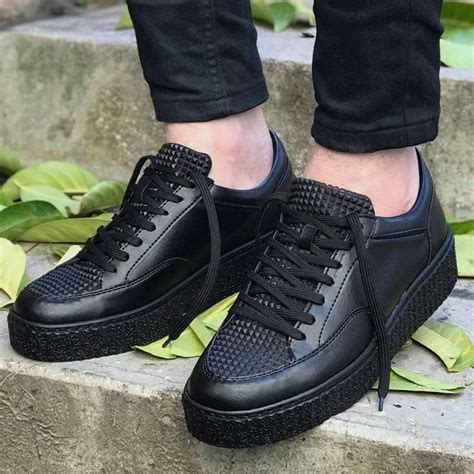 black sneakers for casual use